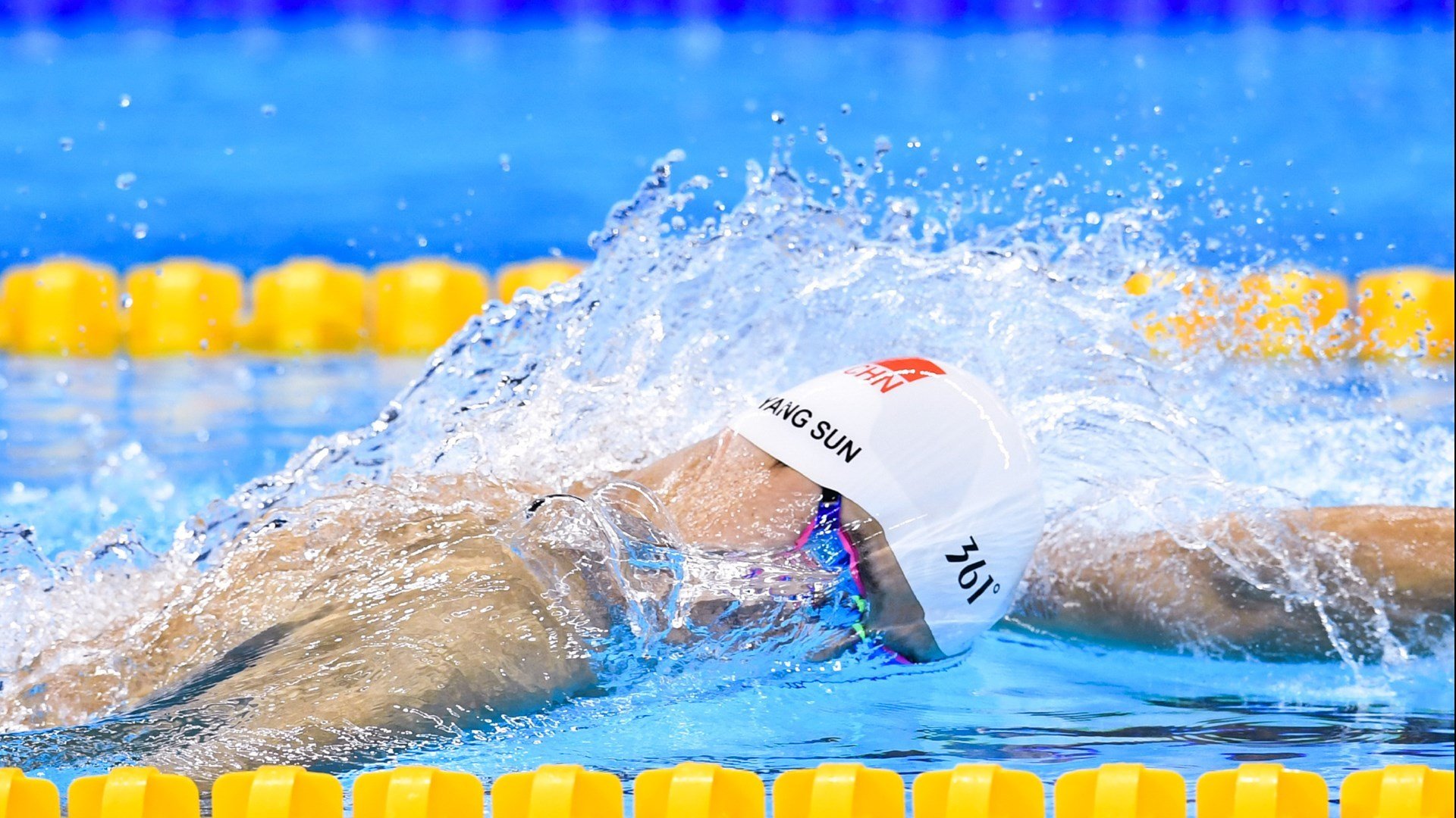 亚洲足球强队展开热身赛，阵容调整备受关注，中国足球队亚洲杯热身赛